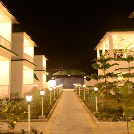 Jaldapara Forest Tourist Lodge Jftl Madari Hat المظهر الخارجي الصورة