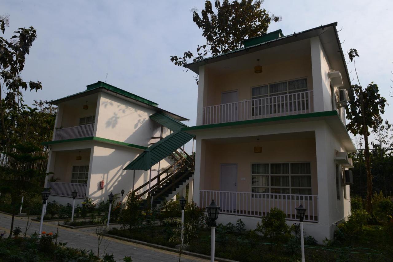 Jaldapara Forest Tourist Lodge Jftl Madari Hat المظهر الخارجي الصورة